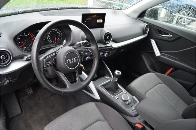 Audi Q2 30 TFSI epic Spoorwisselassistent Carplay Climatronic Led Koplampen