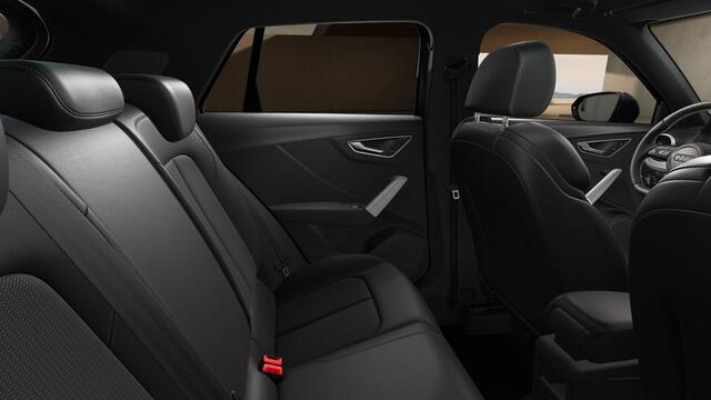 Audi Q2 S edition 35 TFSI 110 kW / 150 pk Hatchback 7 vers stoelverwarming voorin, optiek pakket zwart plus, privacy glass, Audi soundsysteem