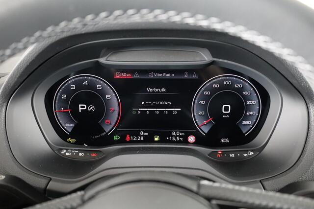 Audi Q2 35 TFSI S Edition 150pk S-tromic | Stoelverwarming | Optiek pakket zwart plus, | 18 inch lichtmetalen velgen | Audi soundsysteem