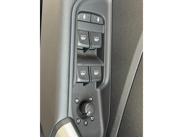 Audi Q2 35 TFSI 150pk,Apple,Camera,AddCruise