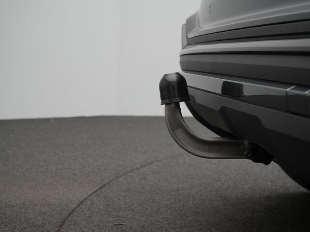 Audi Q2 35 TFSI 150 pk S-tronic S Edition / S-Line | Trekhaak | Matrix LED | Achteruitrijcamera | Navigatie | Adaptive Cruise