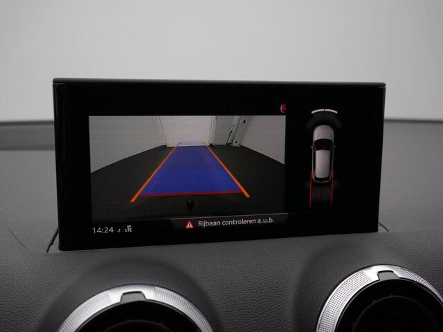 Audi Q2 35 TFSI 150 pk S-tronic S Edition / S-Line | Trekhaak | Matrix LED | Achteruitrijcamera | Navigatie | Adaptive Cruise