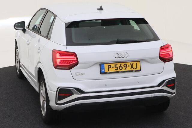 Audi Q2 30 TFSI 110pk S Edition / S-Line Exterieur & Interieur / LED / Virtual Cockpit / Navigatie / Parkeersensoren Achter / 17" LMV