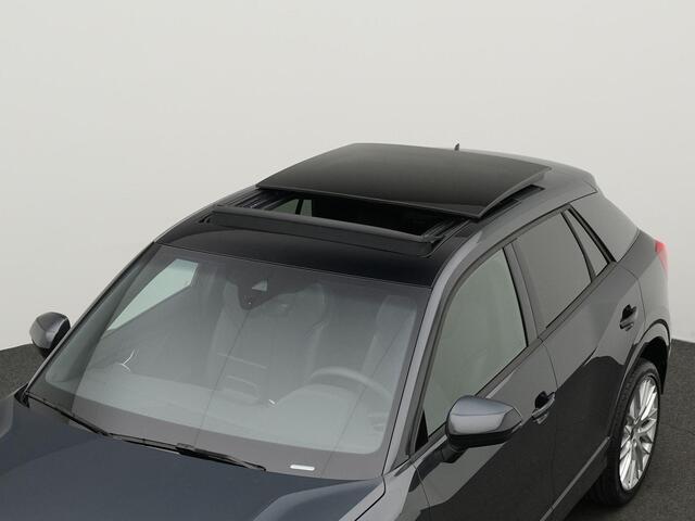 Audi Q2 35 TFSI 150 pk S-tronic Advanced edition | Panoramadak | Trekhaak | Aadaptieve onderstelregeling (DCC) | Sportstoelen | Side Assist | Remklauwen rood | 19 inch
