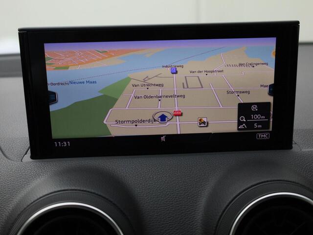 Audi Q2 35 TFSI/150PK Pro Line · Navigatie · Parkeersensoren · Navigatie · App connect