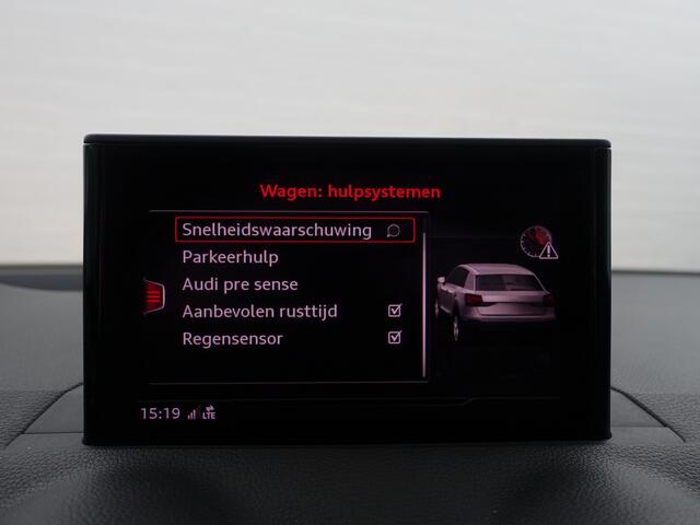 Audi Q2 35 TFSI 150pk S Line Aut- Two Tone, Navigatie, Park Assist, Privacy Glass, Clima, Cruise, Sport Interieur