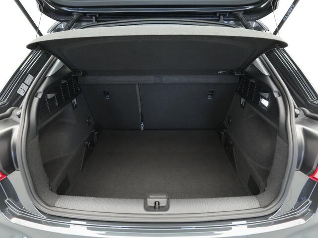 Audi Q2 30 TFSI Advanced edition Virtual Cockpit DAB Sportstoelen 60