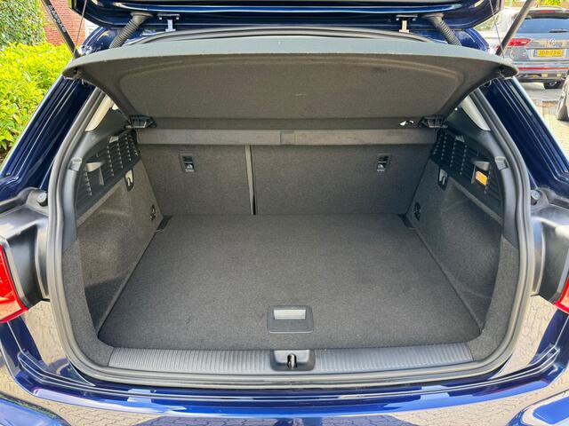 Audi Q2 35 TFSI CoD Design Pro Line cruise, pdc V/A, camera, stoelverw