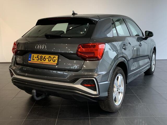 Audi Q2 35 TFSI S Edition AUTOMAAT | TREKHAAK | NAVIGATIE | PARKEERSENSOREN ACHTER