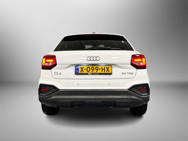 Audi Q2 30 115pk TFSI Pro Line Cruise control | Parkeersensoren achter | Draadloos telefoonlader