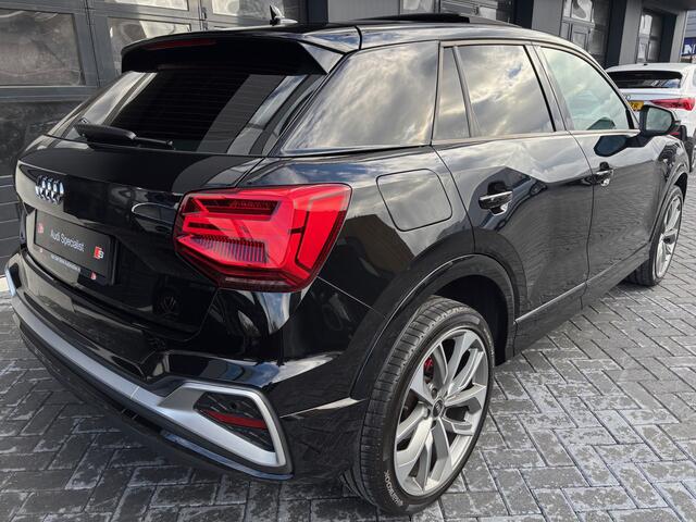 Audi Q2 35 TFSI S-line Matrix Pano Camera