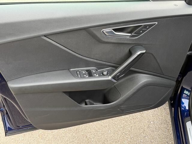 Audi Q2 35 TFSI 150pk S-tronic S Edition | 2x S-line | Camera | Navi | Virtual cockpit | Zwart optiek | 19 Inch | Rijklaar incl. 1 jaar Bovag garantie