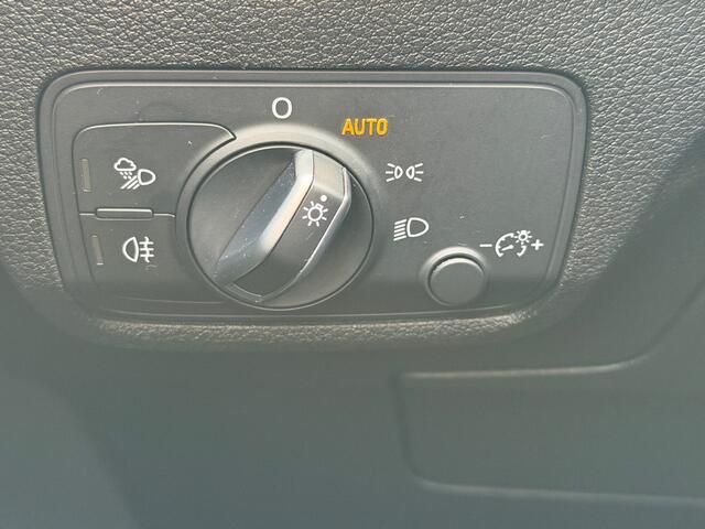 Audi Q2 35 TFSI 150pk S-tronic S Edition | 2x S-line | Camera | Navi | Virtual cockpit | Zwart optiek | 19 Inch | Rijklaar incl. 1 jaar Bovag garantie