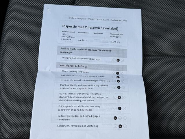 Audi Q2 30 TFSI Advanced edition / Schuif- kanteldak / MMI Navigatie plus / Cruise control / 19 inch lichtmetalen velgen/ Climate control / Parkeersensoren achter