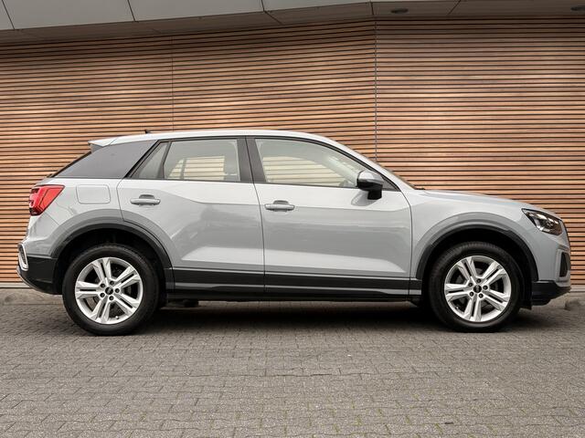 Audi Q2 35 TFSI Business Edition Camera / Clima / Stoelverwarming / Carplay