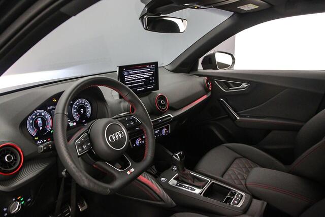 Audi Q2 35 TFSI S Edition | Trekhaak | Keyless | Matrix | Sonos | Camera | Carplay |