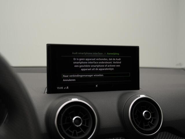 Audi Q2 35 TFSI 150 pk S-tronic S-Line | Panoramadak | Leder/alcantara | Achteruitrijcamera | Navigatie | Stoelverwarming | Adaptive Cruise