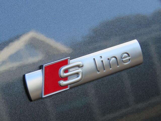 Audi Q3 35 TFSI S Edition S-Tronic / Navi / Led / 18 Inch / BOVAG garant