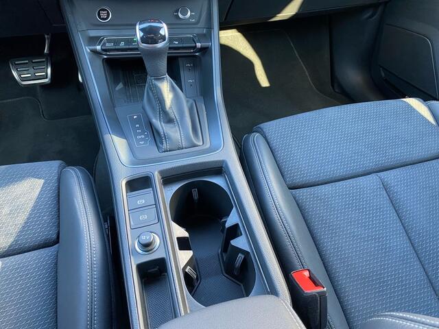 Audi Q3 Sportback 45 TFSI e S Line 245 PK ACC Panoramadak Trekhaak Virtual Cockpit Stoelverwarming 19 Inch