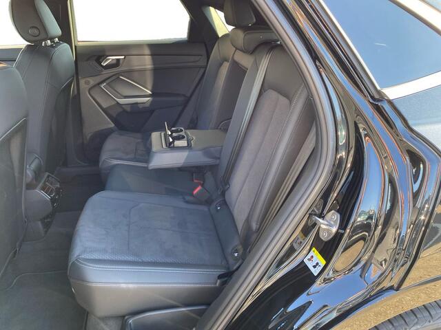 Audi Q3 Sportback 45 TFSI e S Line 245 PK ACC Panoramadak Trekhaak Virtual Cockpit Stoelverwarming 19 Inch