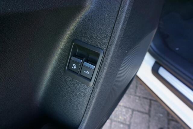 Audi Q3 Sportback 45 TFSI e S-Tronic S-Line Edition 360° camera | Blis | Adapt cruise. * All in prijs *