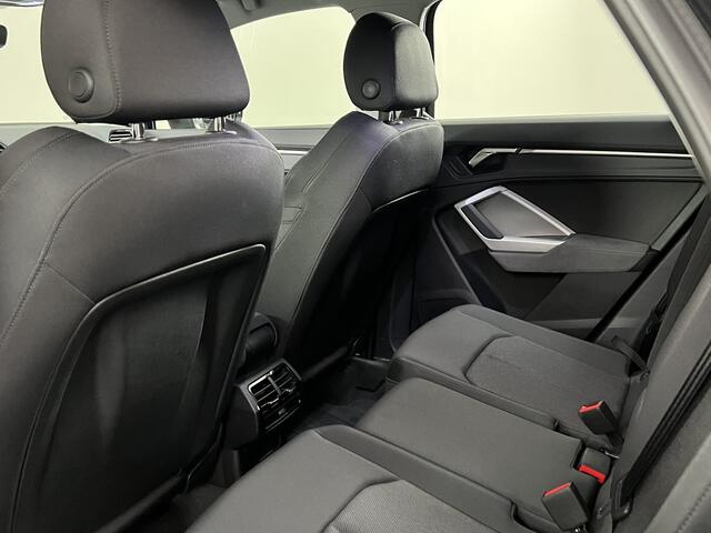 Audi Q3 Sportback 45 TFSI e S Edition S-Line 245 PK November '23 - Model 2024 Stoelverw. / Apple Car Play / Keyless