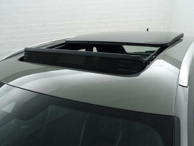 Audi Q3 35 TFSI S edition Aut- Panoramadak, Carplay, Stoelverwarming, Virtual Cockpit, Sport Leder Interieur