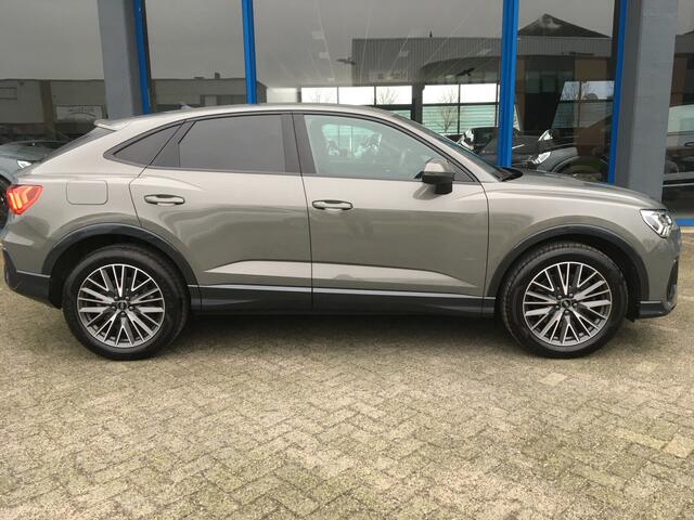 Audi Q3 Sportback 45 TFSI e S-Line Chronos grey