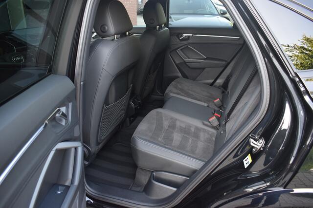 Audi Q3 Sportback 45 TFSIe S-line | Camera | Keyless | ACC | 20"