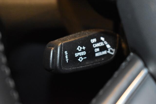 Audi Q3 1.4 TFSI CoD Sport Advance Sport Automaat elec-achterklep Stoelverwarming