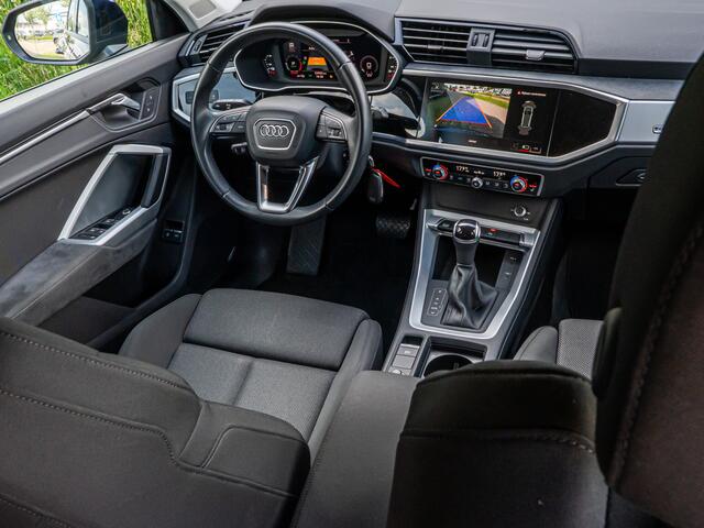 Audi Q3 45 TFSI e Advanced edition CAMERA 20 INCH LED BLACK OPTIC PRIVACY GLASS VIRTUAL DASH