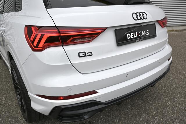 Audi Q3 35 TFSI S-Line edition Trekhaak | Apple-carplay | Virtual | Pano