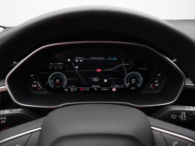 Audi Q3 Sportback 45 TFSI e 245 pk S-tronic S Edition | Matrix LED | Panoramadak | Optiekpakket zwart | Cruise control | Stoelverwarming | SONOS sound | 20 inch lichtmetalen velgen