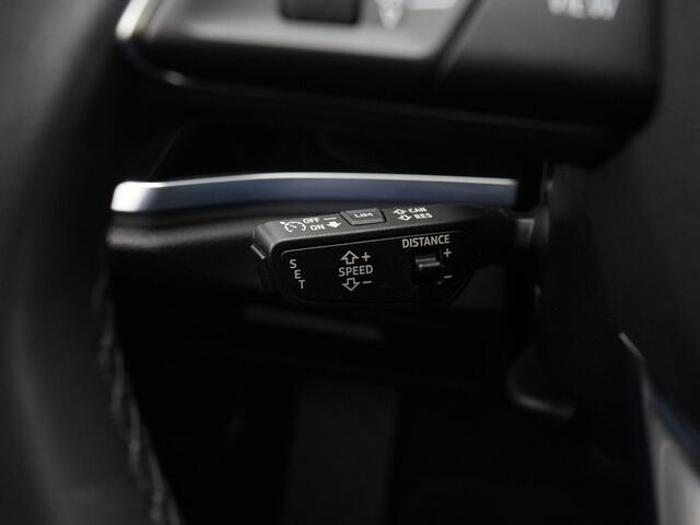 Audi Q3 Sportback 45 TFSI e S Edition | LED koplampen | Standkachel | Adaptive cruise control | Climatronic 2-zone | Sportstoelen | 20 inch