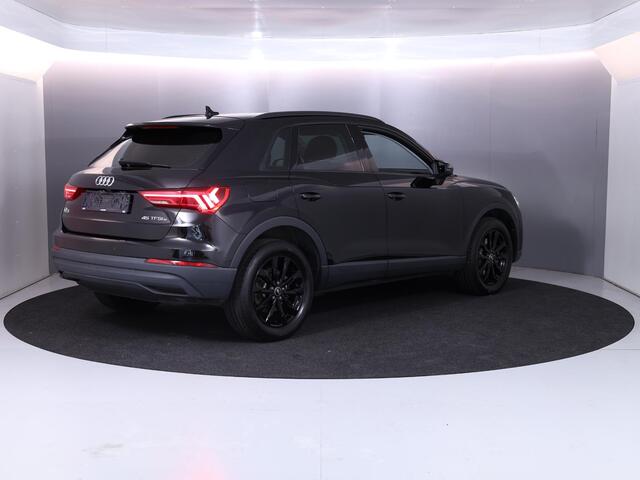 Audi Q3 45 TFSI e Business Edition 245 pk S-tronic | Navigatie | Parkeersensoren | Achteruitrijcamera | LED koplampen | Stoelverwarming |