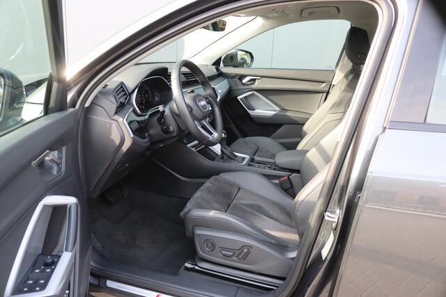 Audi Q3 45 TFSI e PHEV S-line Carplay-android/Camera/Stoelverwarming/Keyfree/Full-LED