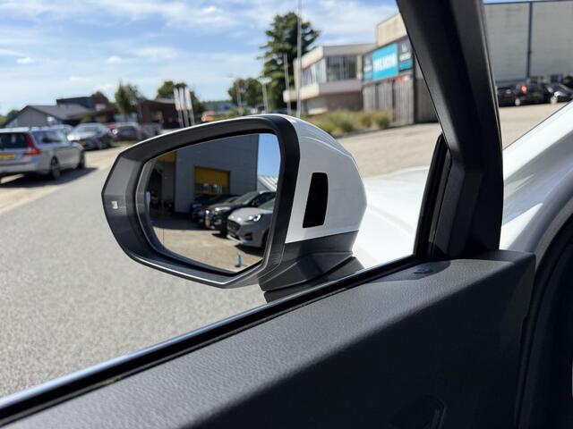 Audi Q3 Sportback 40 TFSI quattro 190PK 3x S-LineoPano