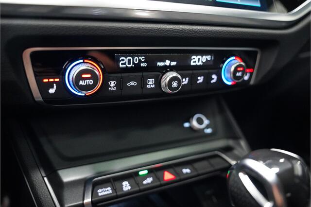 Audi Q3 Sportback 45 TFSI e S-Line/Panodak/Stoelverwarming/Navi