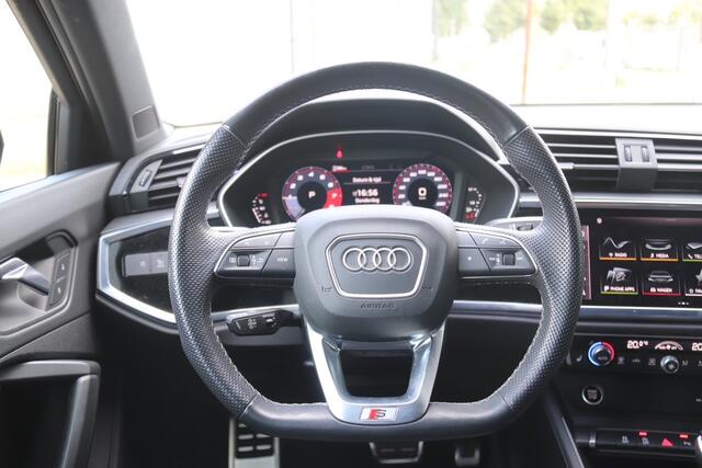 Audi Q3 35 TFSI S edition, S Line, Matrix, Carplay