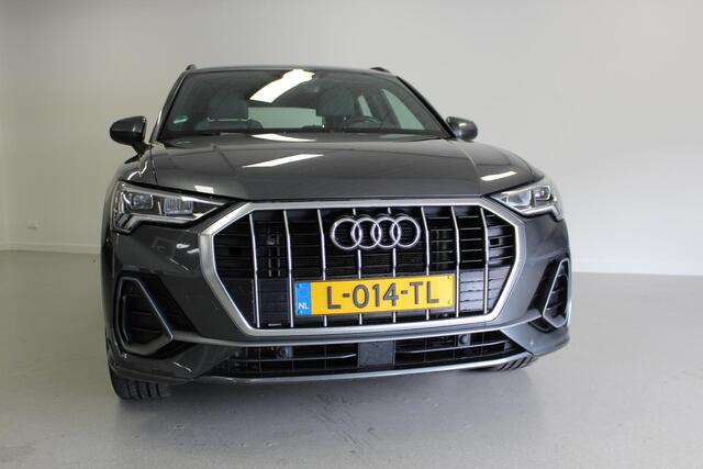 Audi Q3 45 TFSI e S edition | ACC | DIGI-DASH | CARPLAY | DAB-RADIO | NAVI | LED | PDC-V/A | 18'LMV | E-KLEP |
