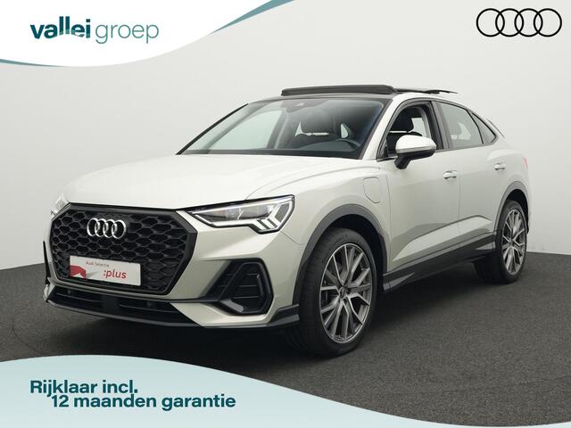 Audi Q3 Sportback 45 TFSI e 245 pk S-tronic S Edition | Panoramadak | Stoelverwarming | LED koplampen | Cruise Control | Sportstoelen | Park Assist | Side Assist | 20 inch