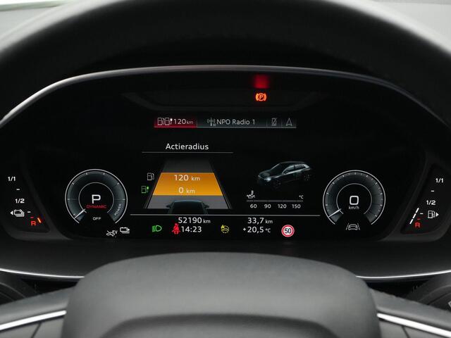 Audi Q3 45 TFSI e 245 pk S-tronic Advanced edition | Sportstoelen | Stoelverwarming | Parkeersensoren voor/achter | Adaptive Cruise | Standkachel | 18 inch