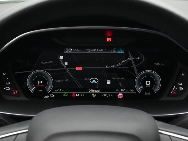 Audi Q3 45 TFSI e 245 pk S-tronic Advanced edition | Sportstoelen | Stoelverwarming | Parkeersensoren voor/achter | Adaptive Cruise | Standkachel | 18 inch