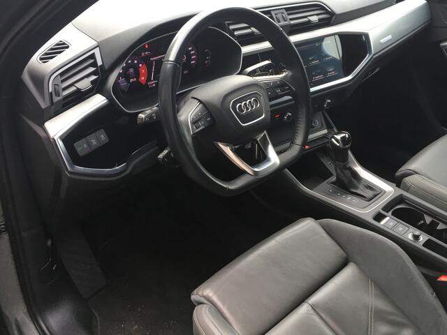 Audi Q3 35 TFSI S-line Black Leder Sfeer CarPlay