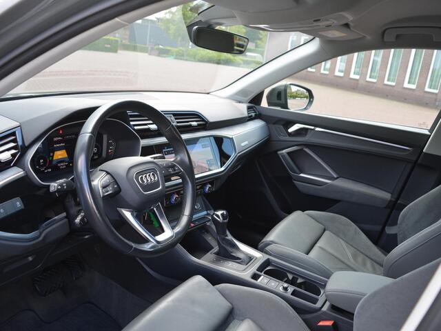 Audi Q3 1.4 45TFSIe Plug-Hybrid Proline Sport | Virtual Cockpit | Elek klep | Volleder / Alcantara | MMI Navi+ | Trekhaak | Park pack | Verw Stoelen | Etc..