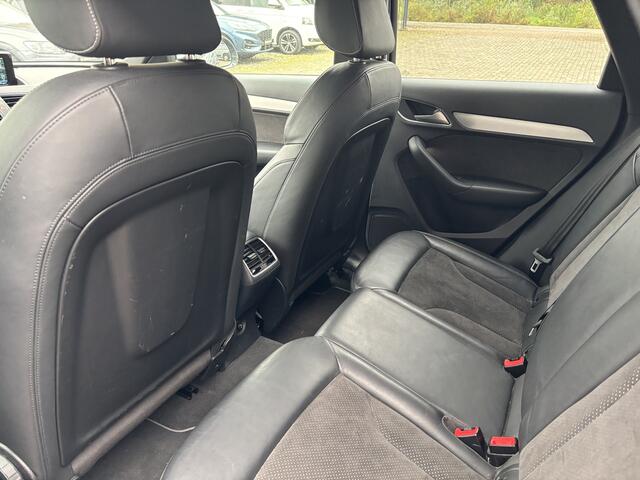 Audi Q3 1.4 TFSI Automaat CoD Sport 2x S-Line Trekhaak / Navigatie / Full LED