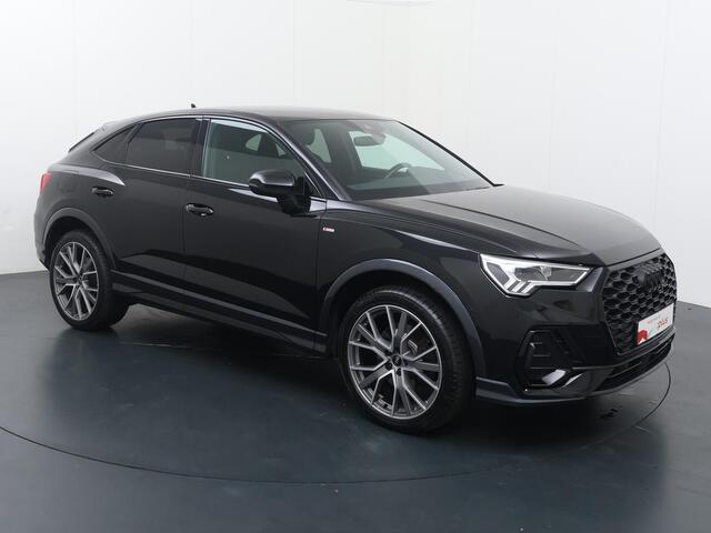 Audi Q3 Sportback 45 TFSI e S Edition | 245 PK | SoH 89% | Trekhaak wegklapbaar | Navigatiesysteem | Achteruitrijcamera | Voorstoelen verwarmd |