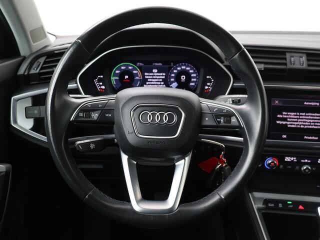 Audi Q3 45 TFSI e edition | 245 PK | Automaat | Climate control | Voorstoelen verwarmd | Virtual cockpit |