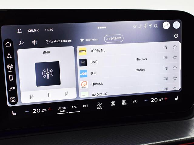 Audi Q3 1.5 200kW e-hybrid S edition 272 PK · Tech plus · 19" LM Velgen · Lederen bekleding