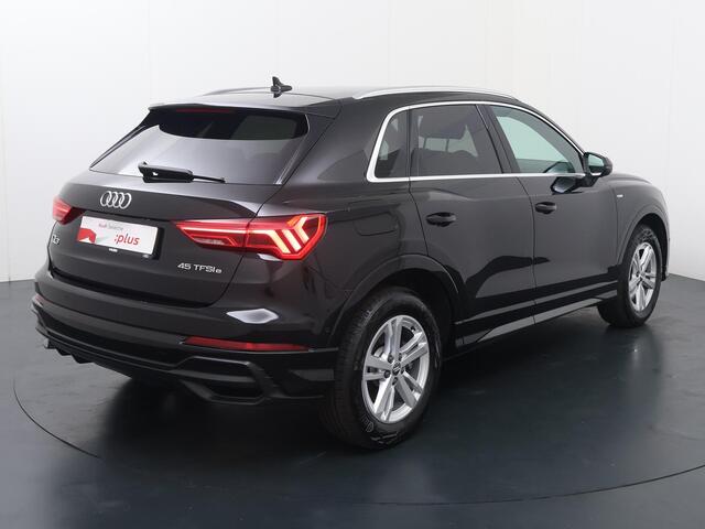 Audi Q3 45 TFSI e S edition | 245 PK | SoH 94% | Automaat | Verwarmde voorstoelen | Apple Carplay/Android Auto |